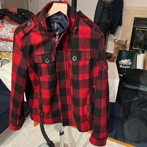 Men’s plaid jacket
